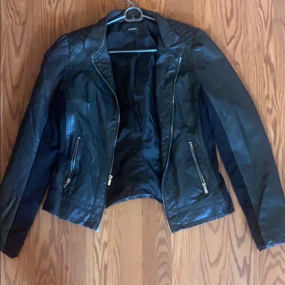 Black express leather jacket with silver zipper